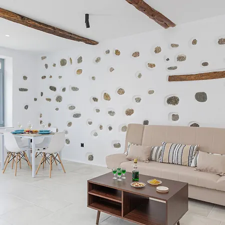 Casa Bivalve * Naxos City