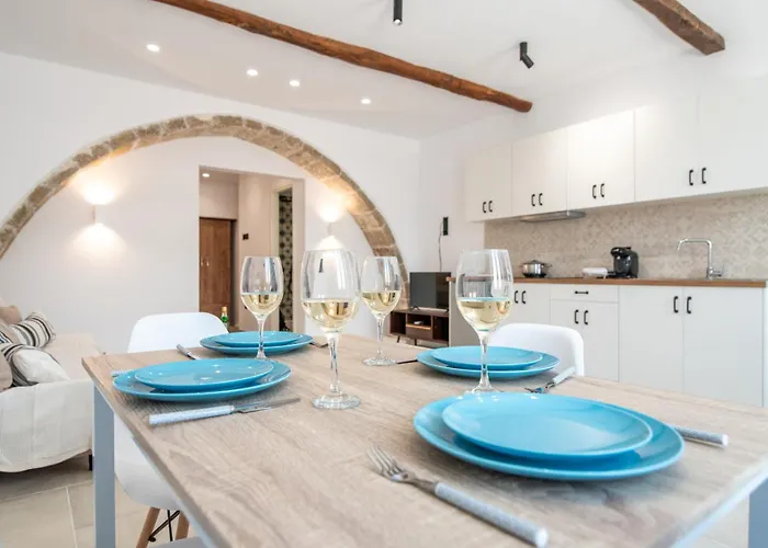 Casa Bivalve * Naxos City