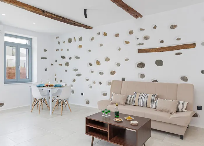 Casa Bivalve * Naxos City